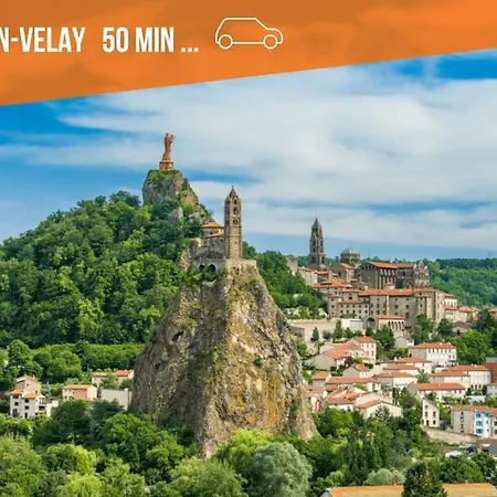 La Maison De Pierre بيت للعطل Langeac