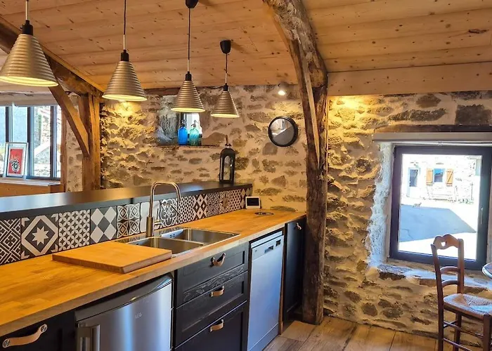 La Maison De Pierre Сasa de vacaciones *